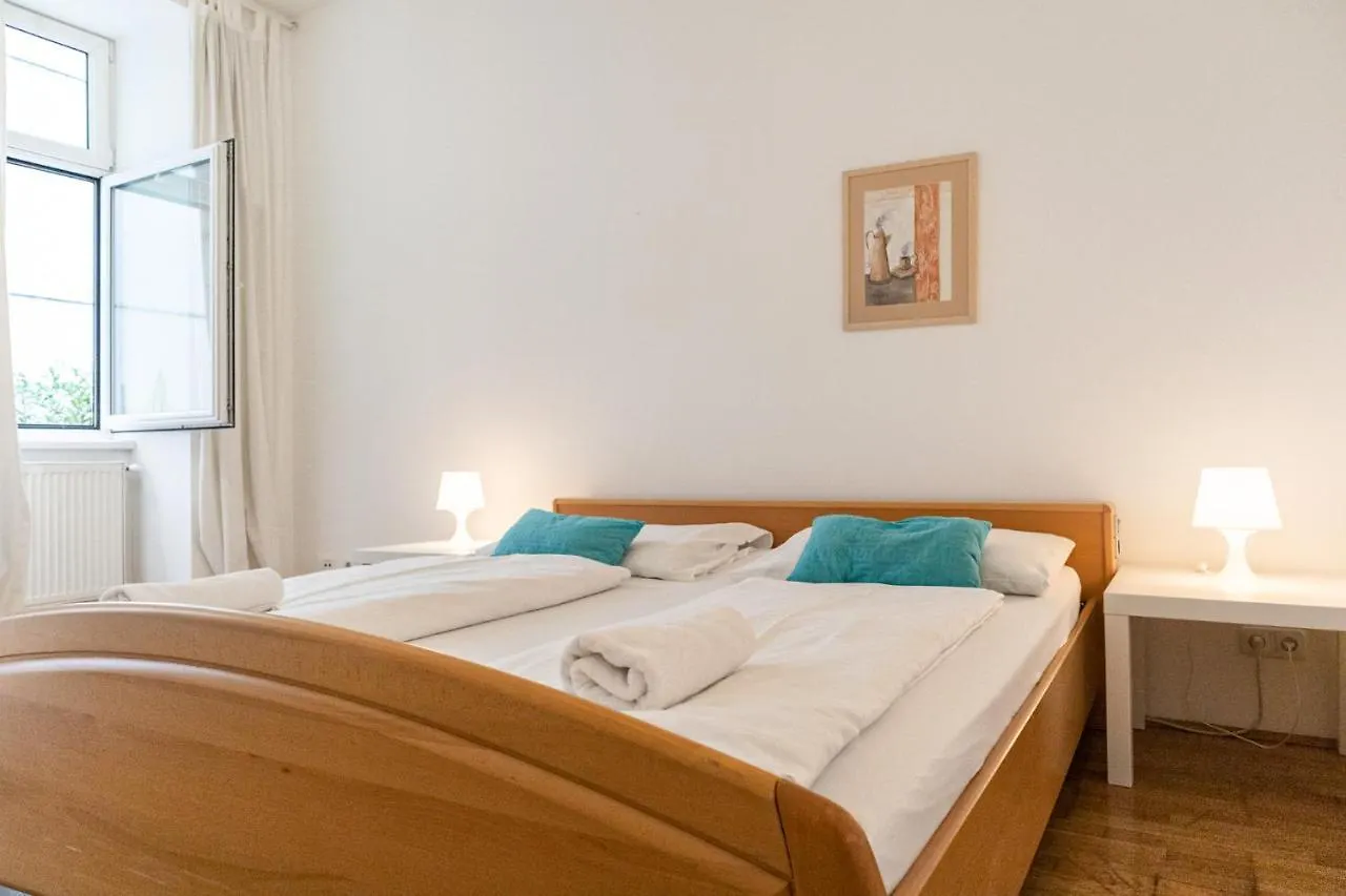 Apartament Lovely 3Br Shared Apart - Perfect For Longstays In Lockdown Wiedeń