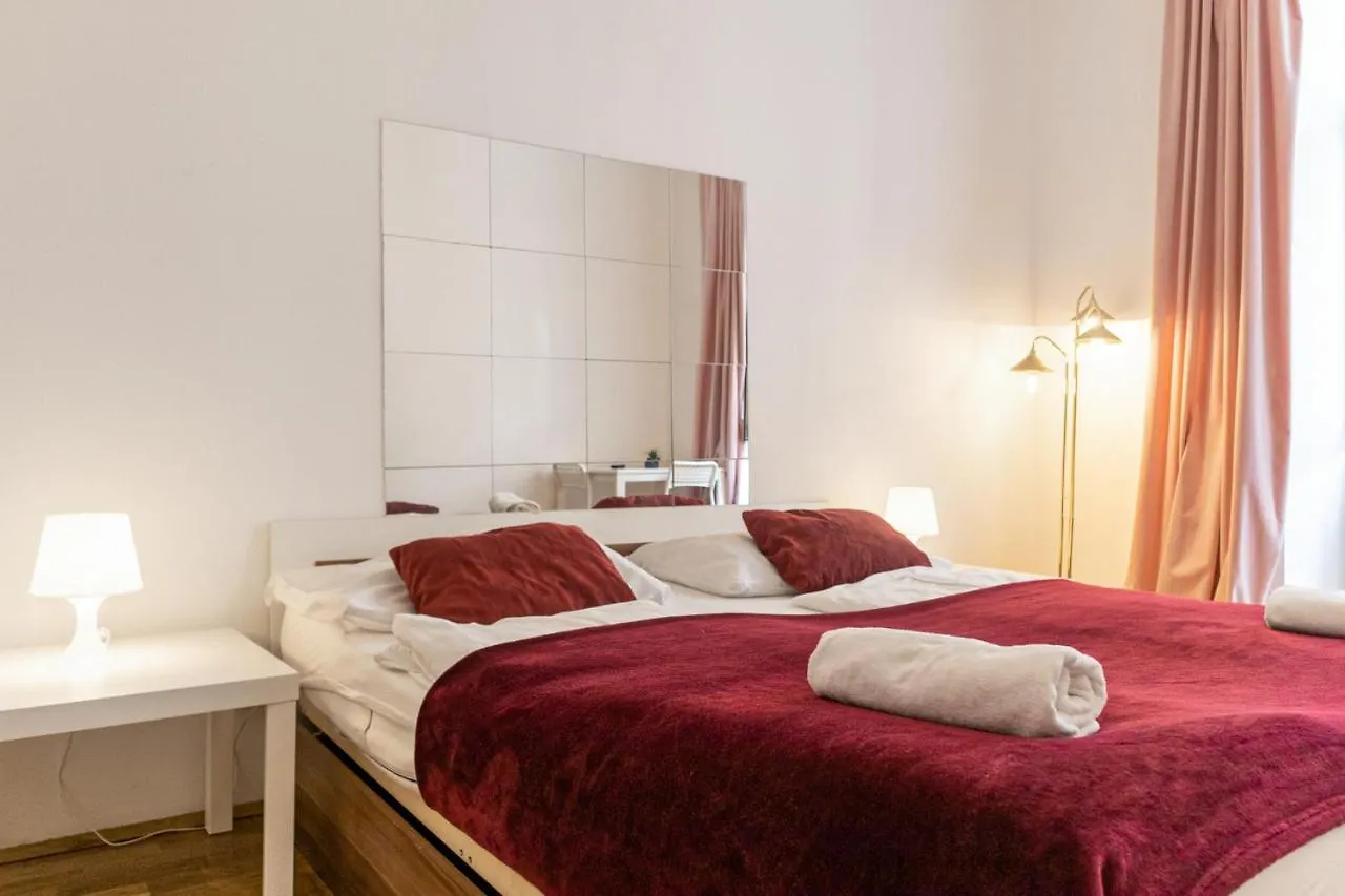 Lovely 3Br Shared Apart - Perfect For Longstays In Lockdown Bécs Apartman