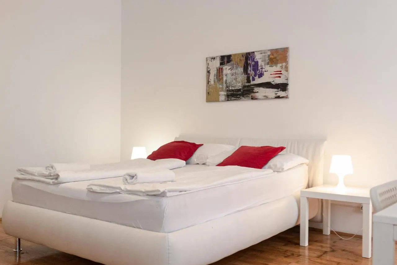 Lovely 3Br Shared Apart - Perfect For Longstays In Lockdown Wiedeń 0*,  Austria